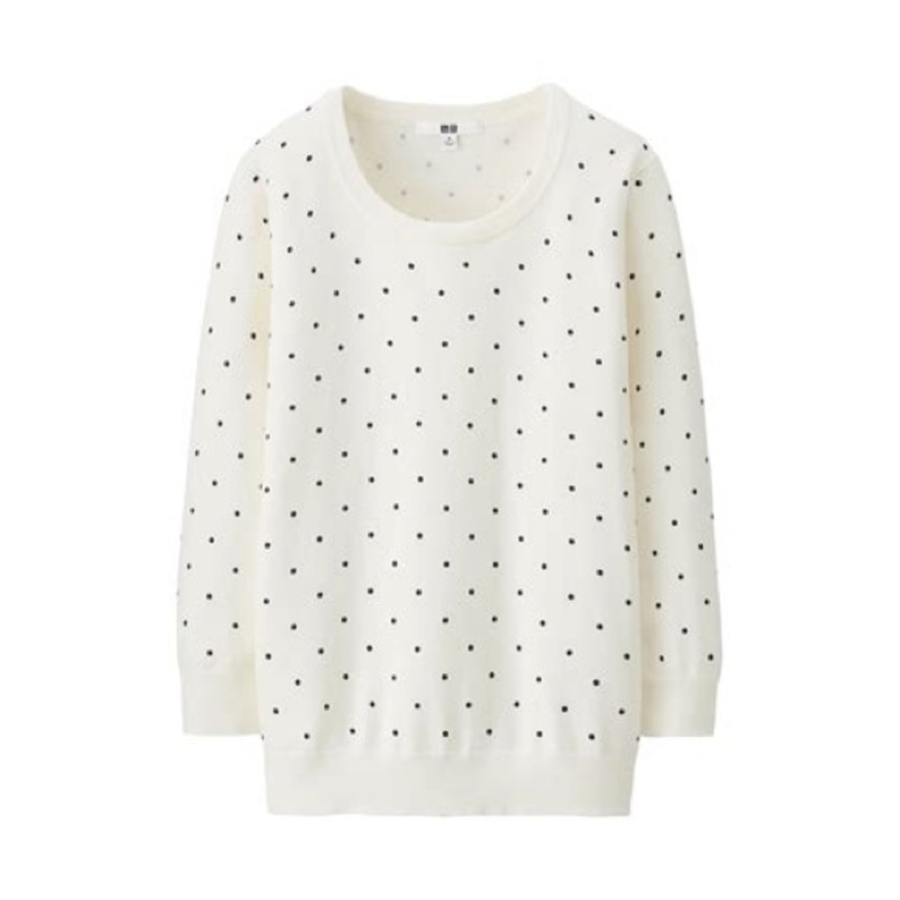Uniglo Women dot crew neck sweater